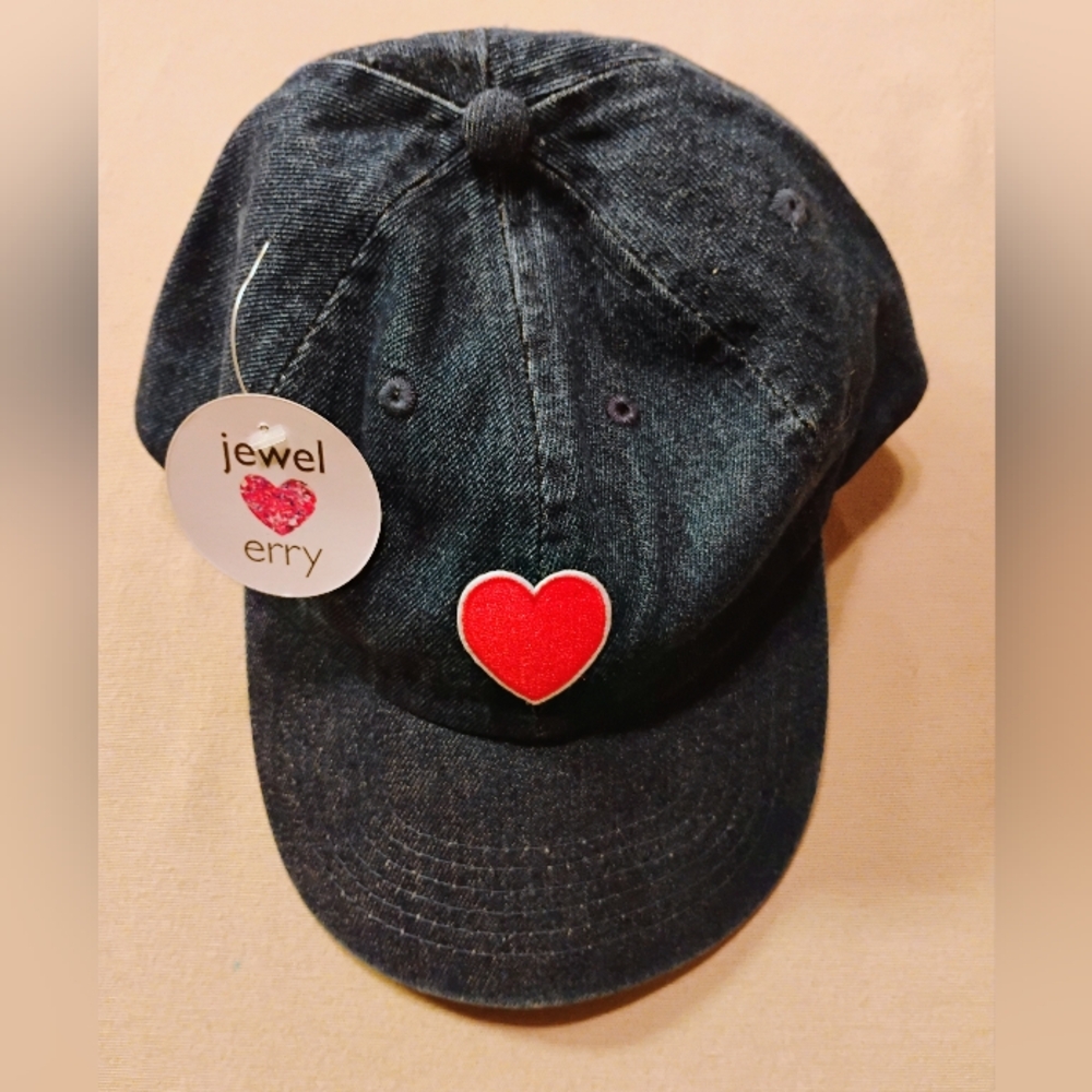 NEWHATTAN DARK BLUE DENIM HAT w/HEART